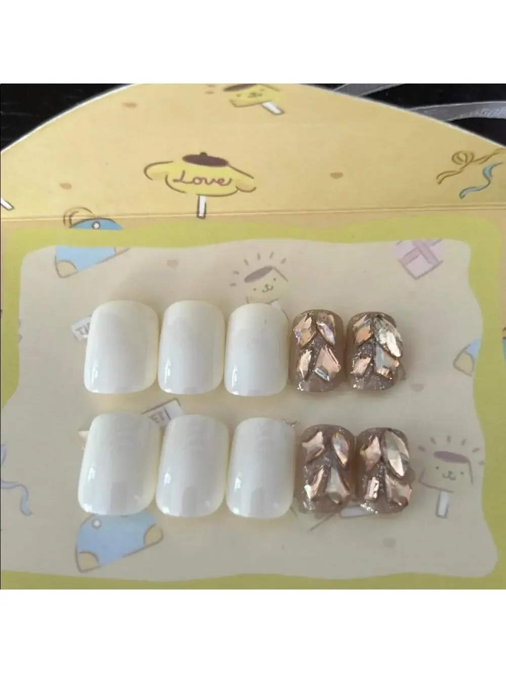 White and Gold Nail Art Set